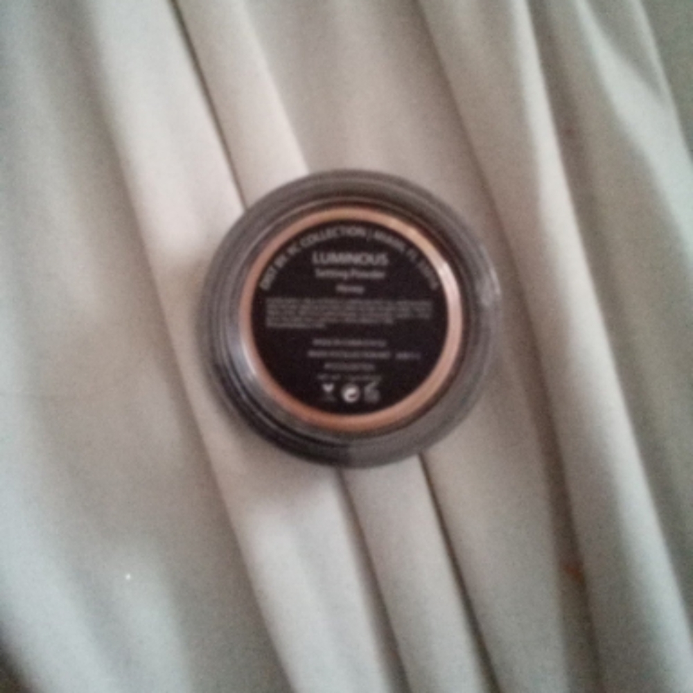 YC Collection Mini Luminous Setting Powder - Picture 2 of 2